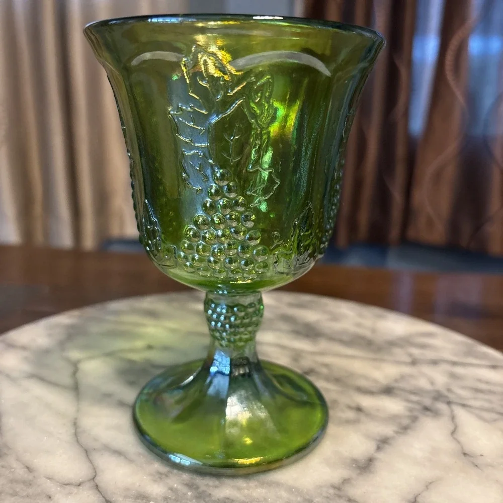 2pc VTG 70s Indiana Glass Harvest Grape Carnival Green Goblet Iridescent Lime